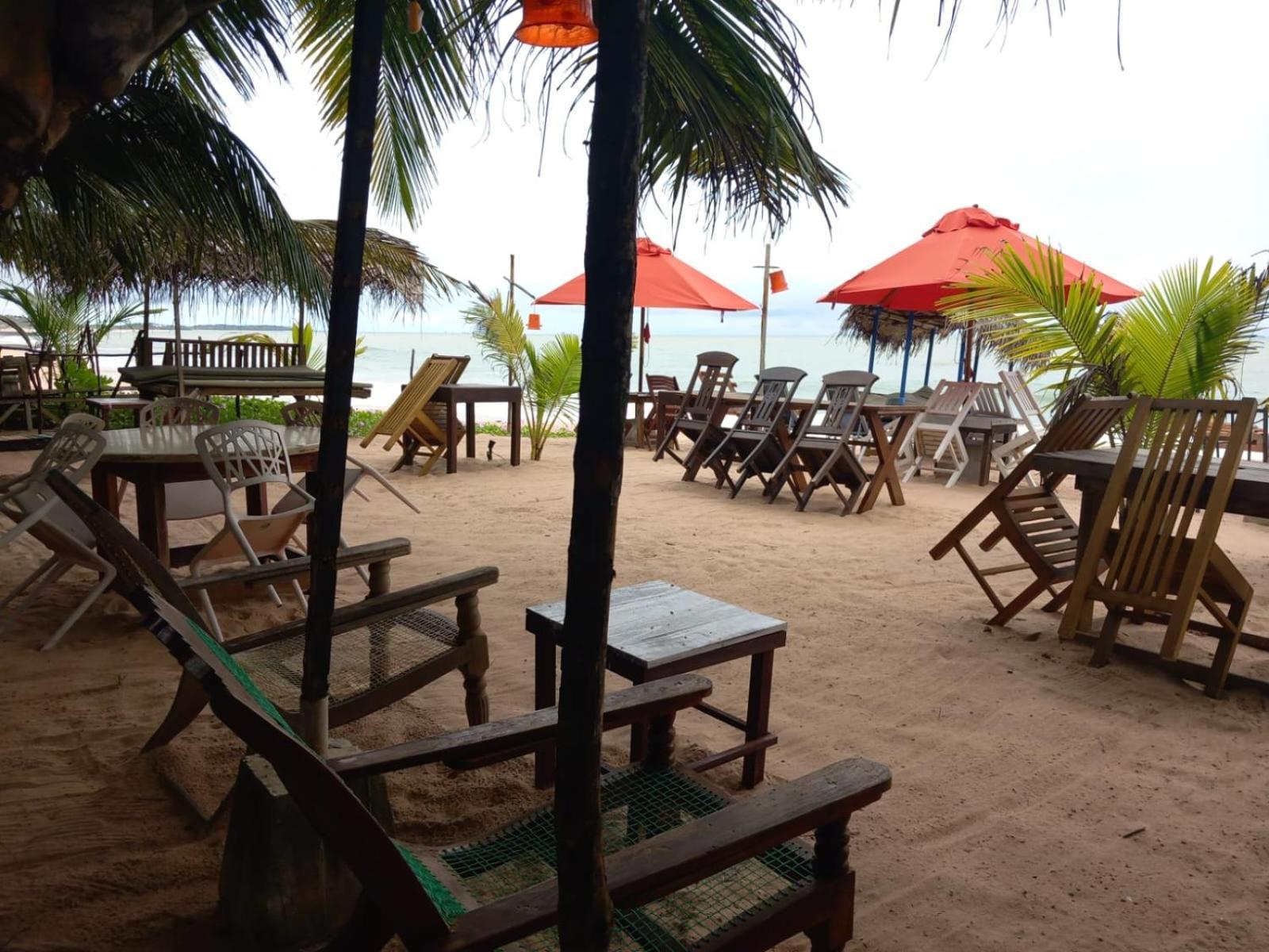 Blue Horizon Beach Hotel Tangalle Exterior foto